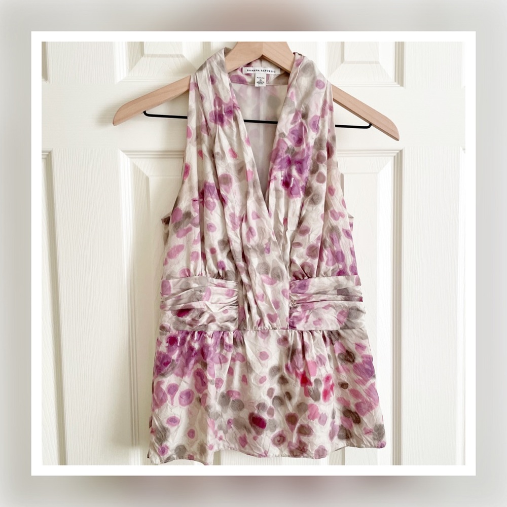 Banana Republic 100% Silk Sleeveless Fitted Top